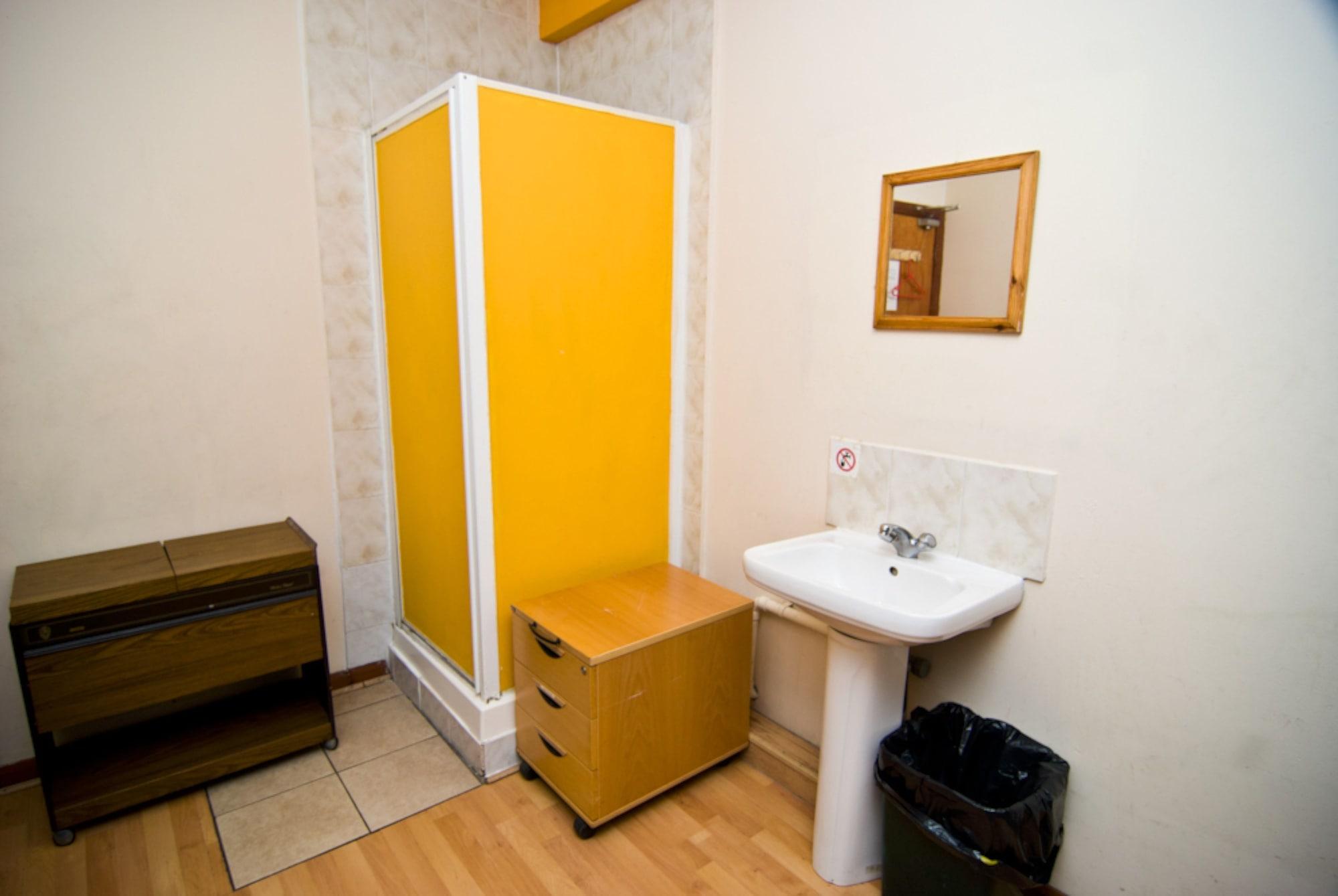 Kensal Green Backpackers London Bagian luar foto